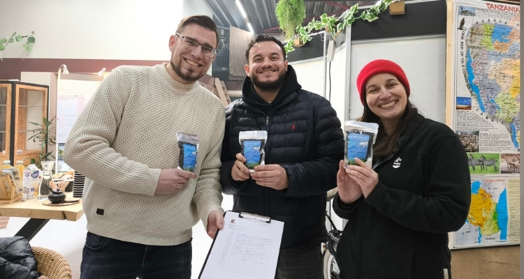 Webjongens koffie branden